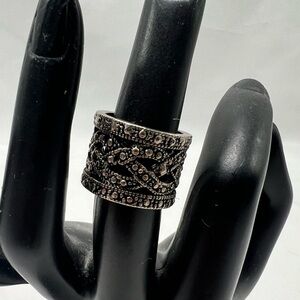 Gorgeous Marcasite and nickel tone ring